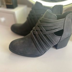 Time and Tru Grey Booties